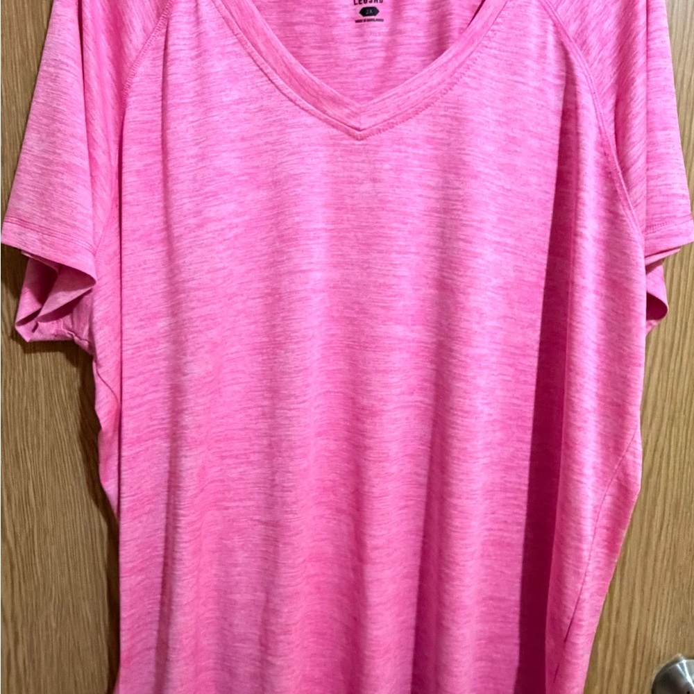 Chic Pink V-Neck Short Sleeve Top